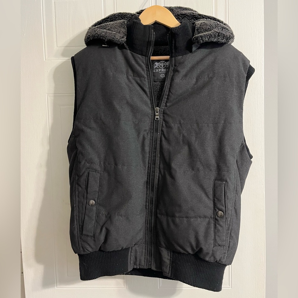 Express Charcoal Puffer Faux Fur Hooded Vest - Size Large